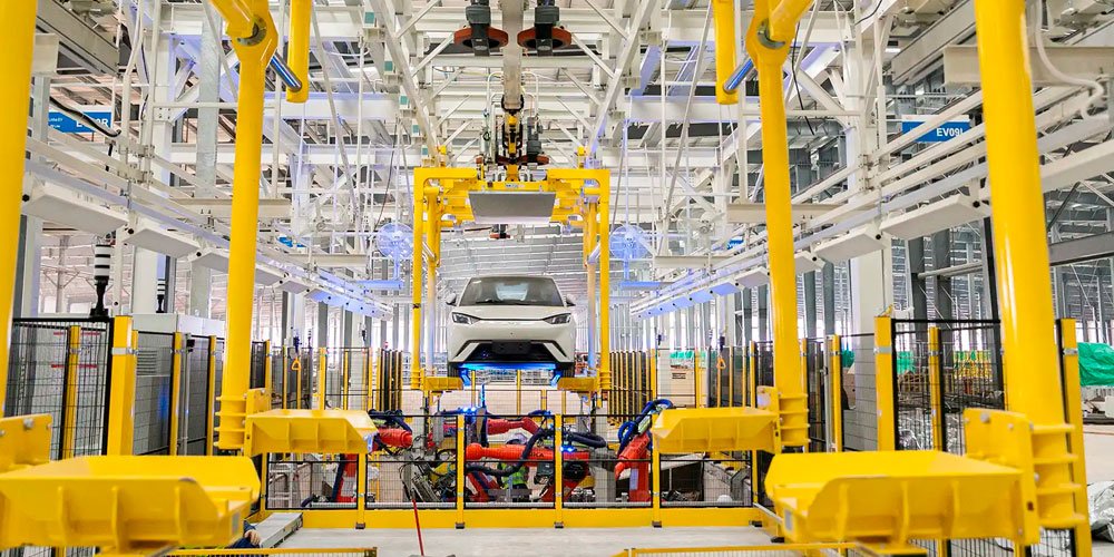 BYD-apresenta-fábrica-na-Bahia-e-primeiro-carro-100-elétrico